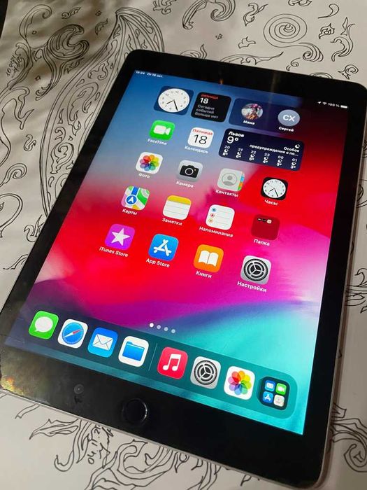 Планшет iPad Air 2 на 64 гігабайта