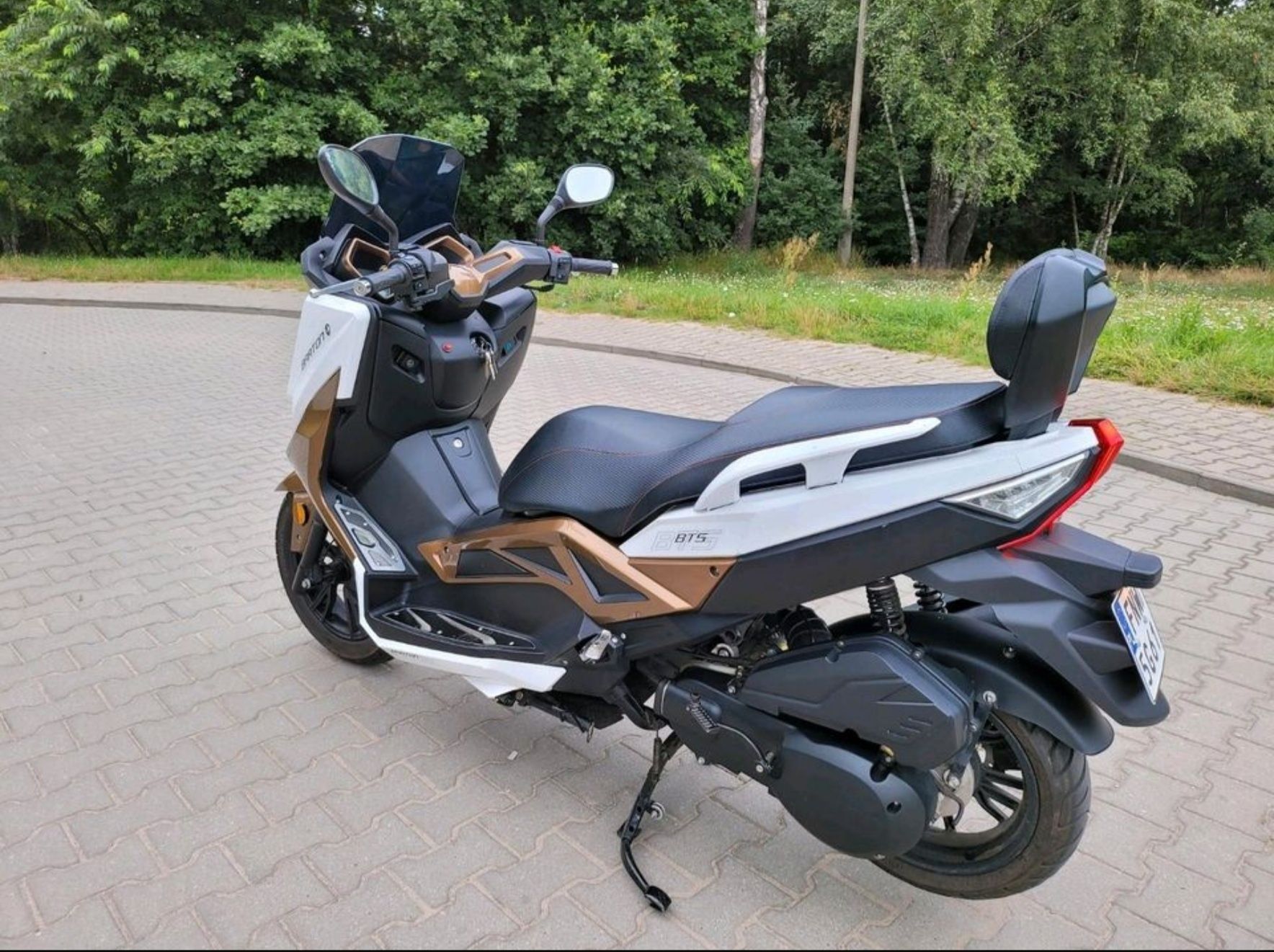 Skuter XXL - Barton B-Max 125 - prawo jazdy kategorii B