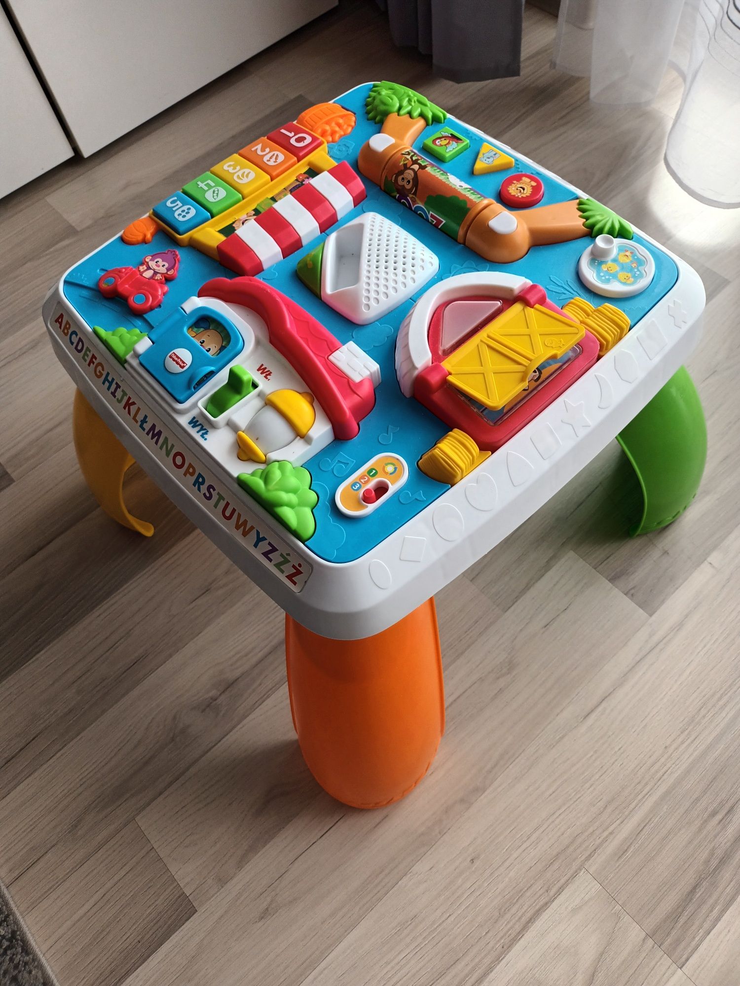 Stolik interaktywny Fisher Price