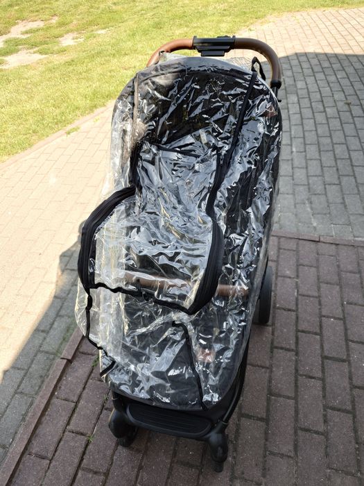 Wózek spacerowy KinderKraft Grande LX czarny , stan bdb