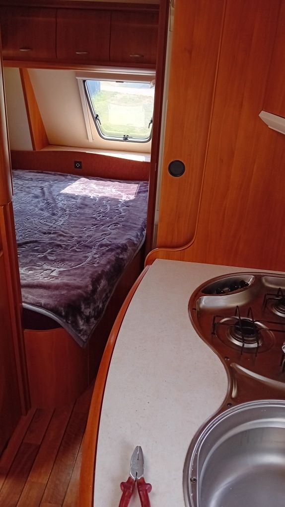 Sprzedam Przyczepkę Hobby Exellent410SFE 2007 r +markiza
