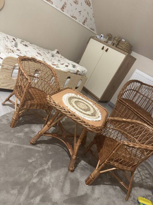 Stoliczek dla dzieci plus dwa krzeselka boho vintage polska wiklina