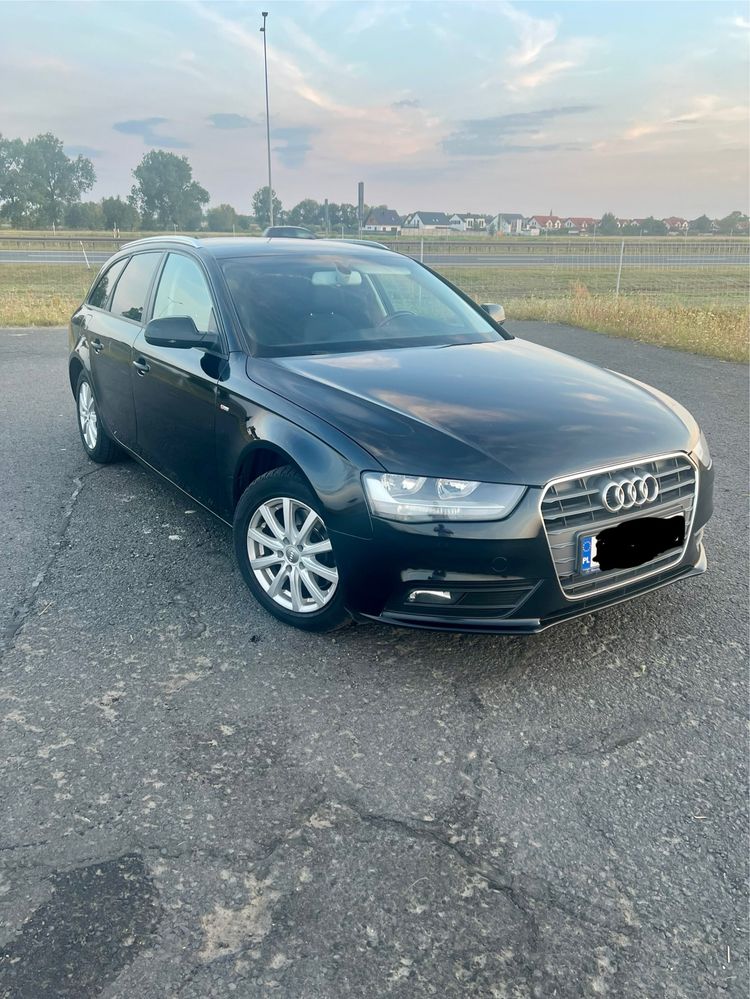 Audi A4 B8 2013r