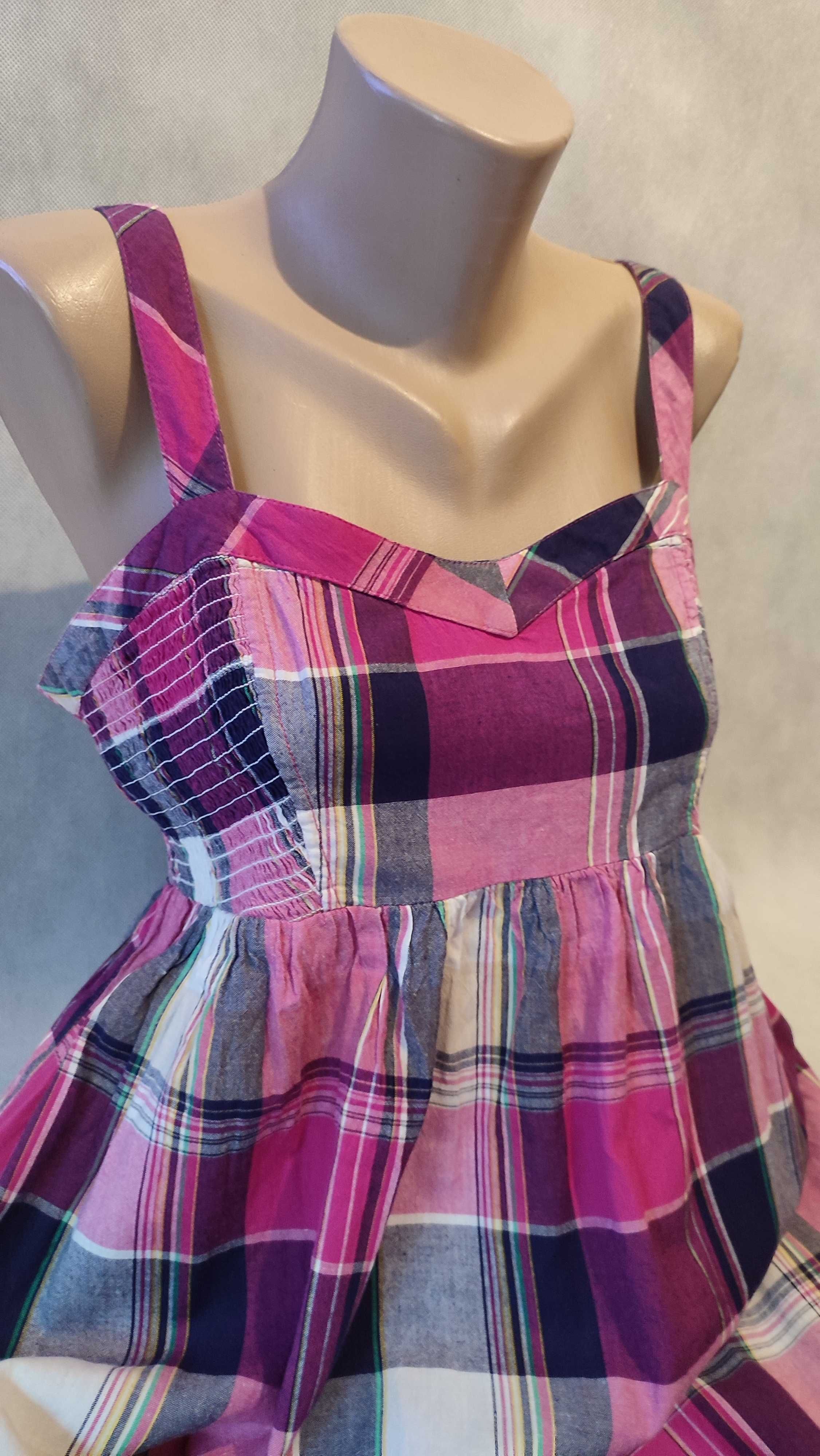 Bawełniana sukienka kolorowa plus size w kratę na szelkach dekolt 44