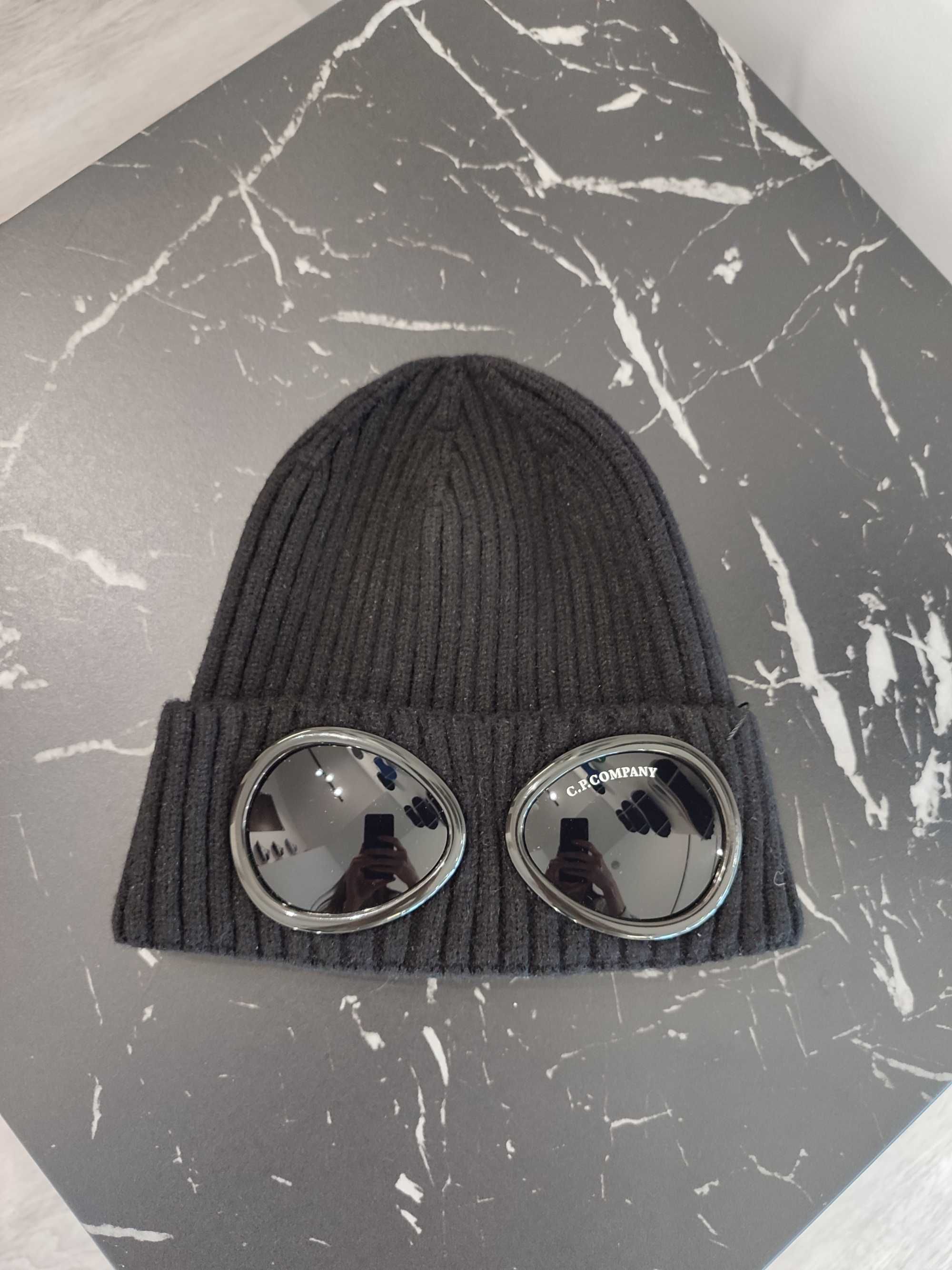 Шапка C.P. COMPANY Goggle Beanie Black