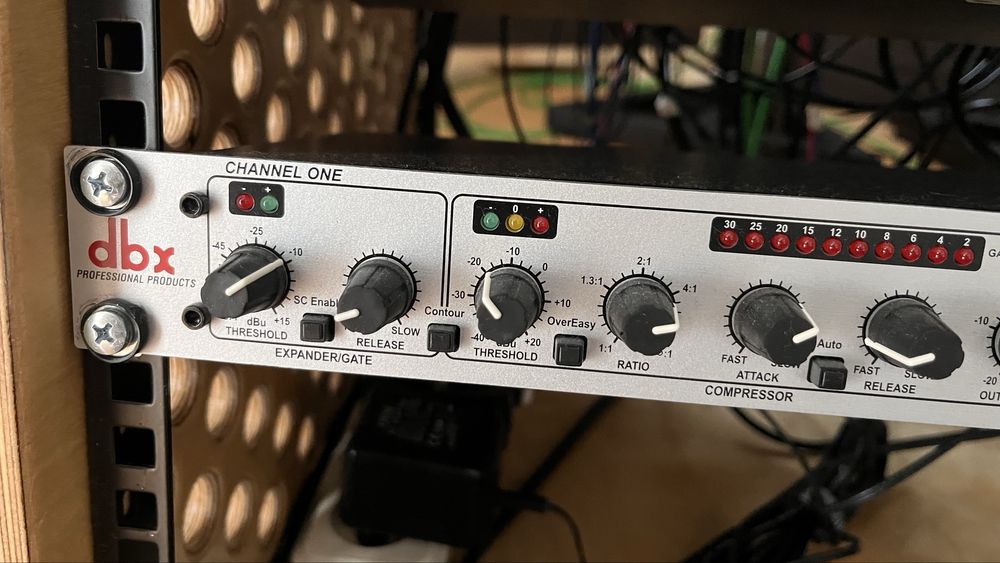 dbx 166 stereo kompresor gate limiter