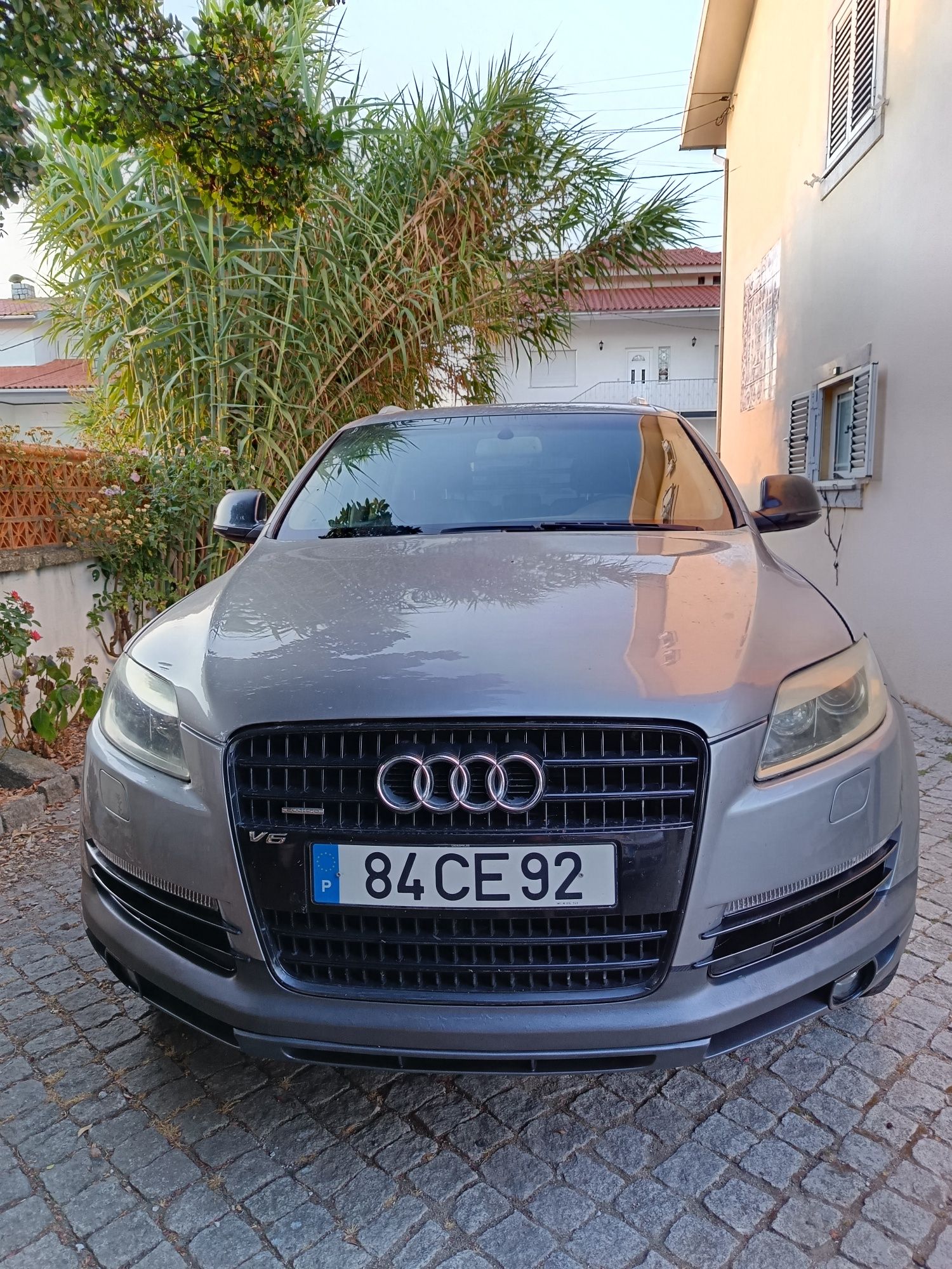 Audi Q7 3.0 TDI V6 quattro automático 7 lugares