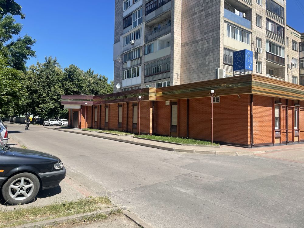 Здам Фасадне приміщення в районі  ЧАЙКИ