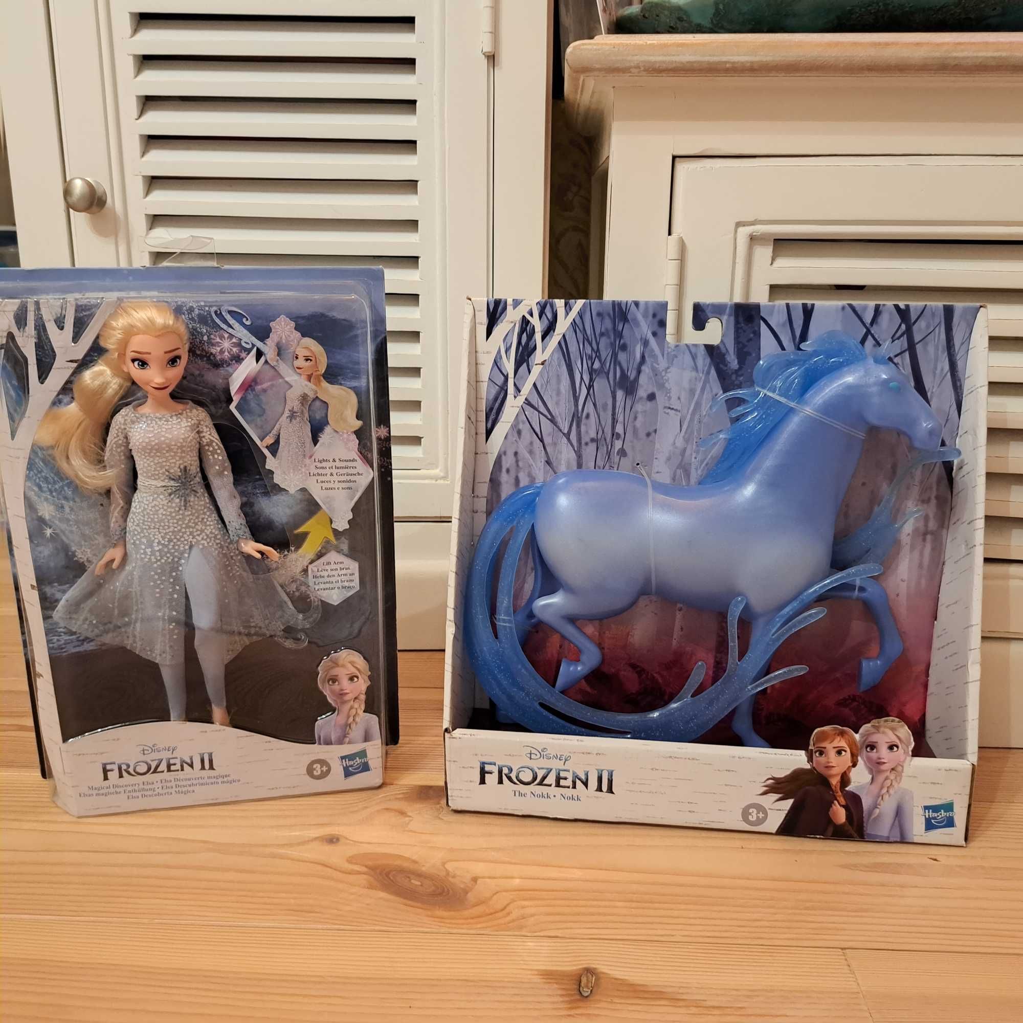 Elza lalka i koń wodny.Elza II disney store . Urodziny, mikołaj gwiazd