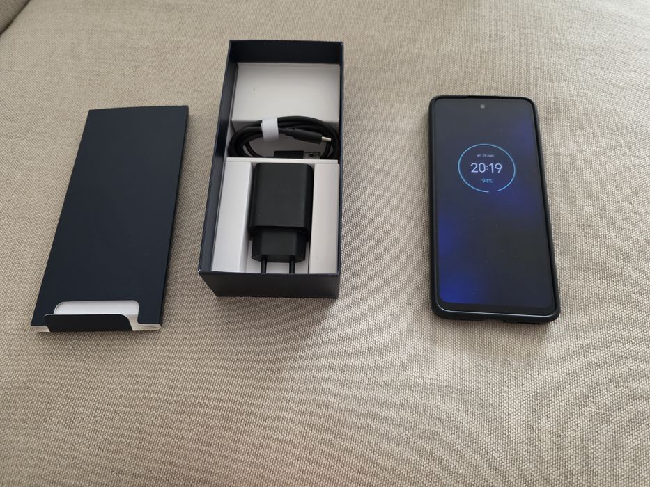 Смартфон Moto g60