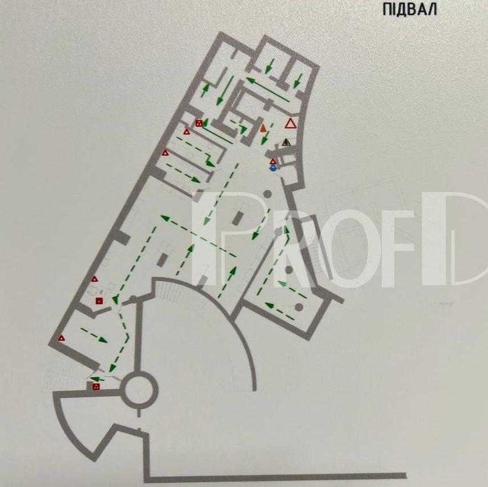 Фасадне торгове приміщення пр Володимира Івасюка Оболонь (1700 м2)