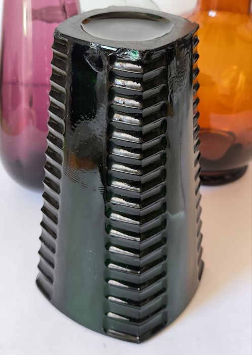 Wazon piękne stare szmaragdowe szkło destrukt