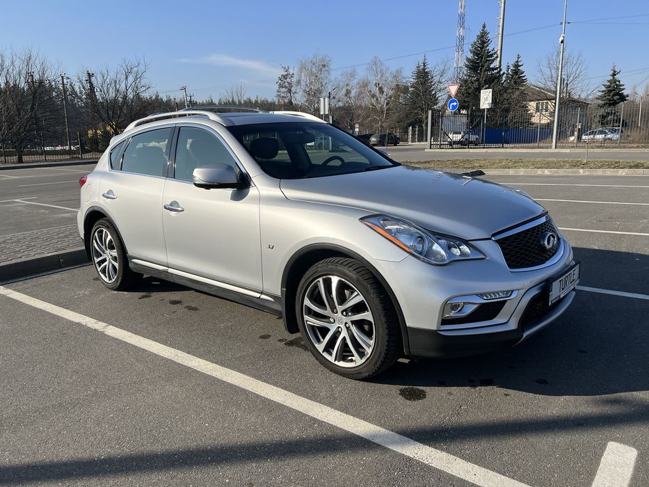 INFINITI QX50  3.7L AWD Hi-tech