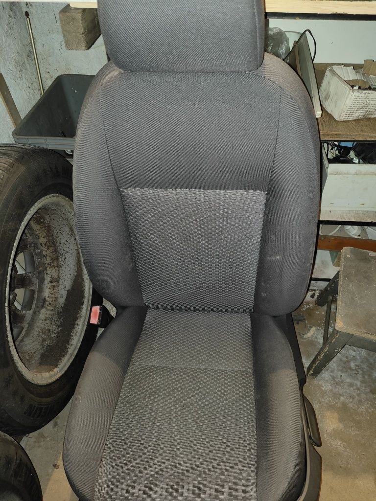 Fotele grzane Focus mk2