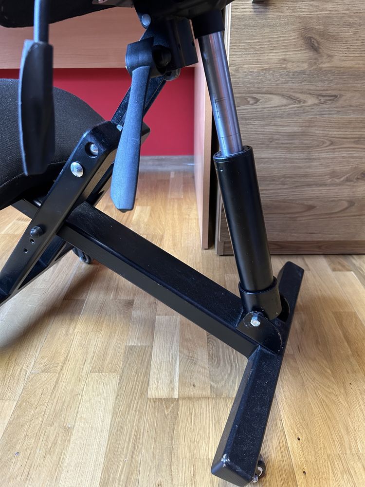 Колений стул Pro 2.0 (з газліфтом)