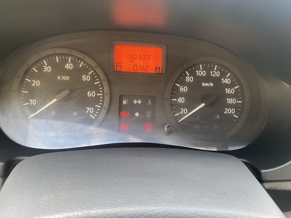 Продам Dacia Logan 2008 один хозяин