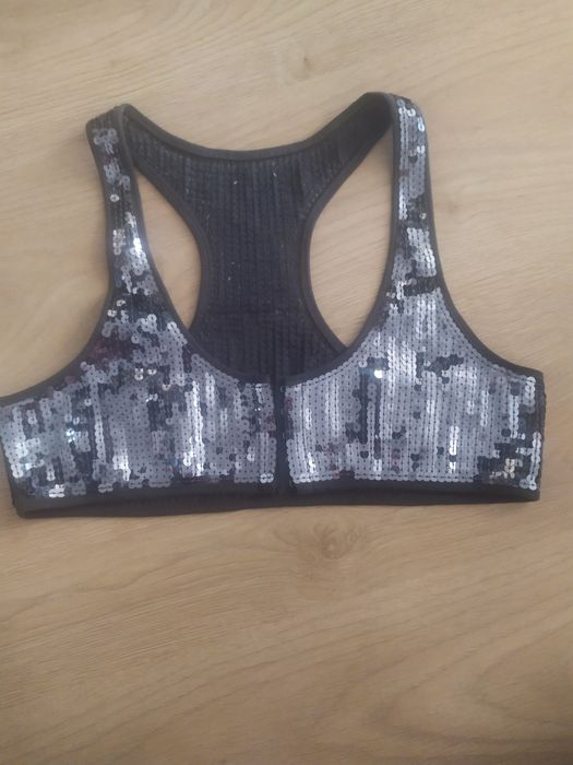 Жилетка з паєтками