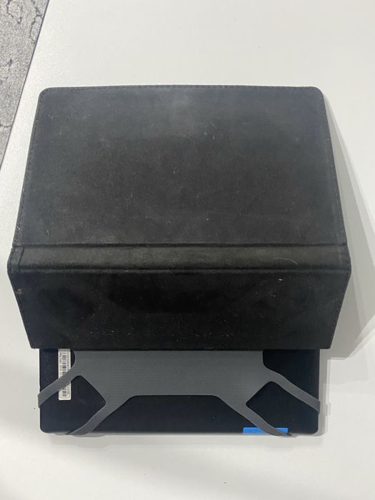 Планшет Lenovo Tab 3 Essential 710F