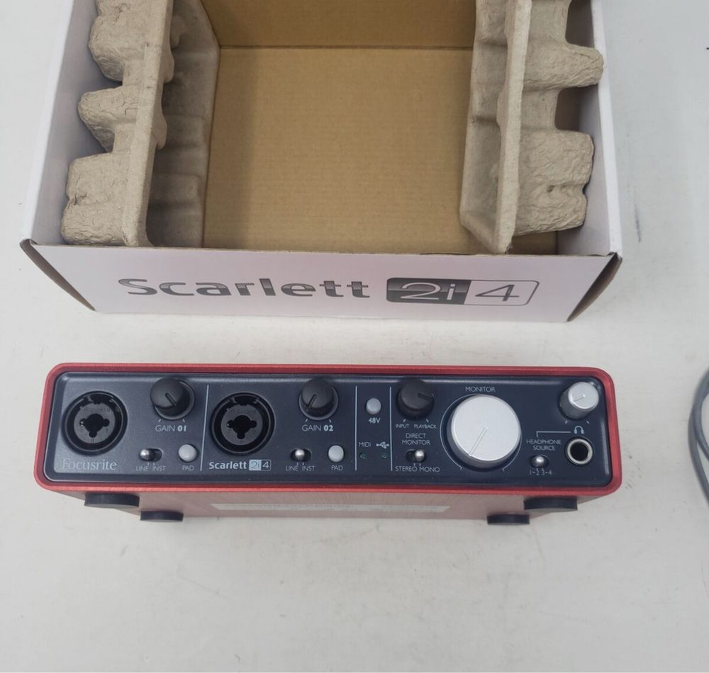Focusrite Scarlett 2i4 2nd gen