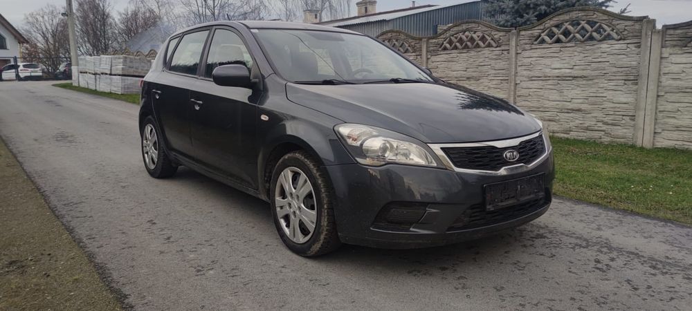 Kia Ceed 1.4 benzyna okazja!!!