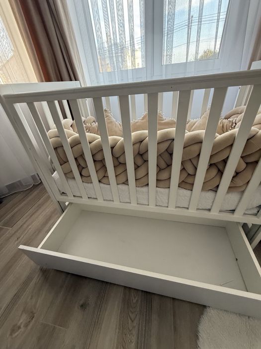 ліжечко дитяче з матрасом