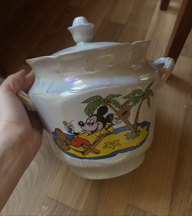 Велика посудина радянська