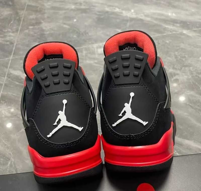 Jordan4RetroRedThunder r.43