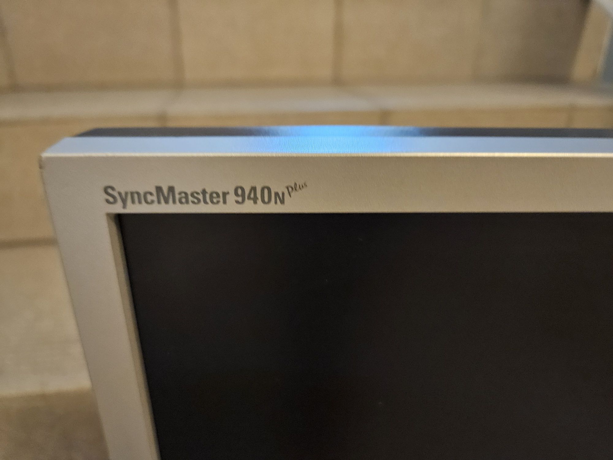 Monitor Samsung Syncmaster n940
