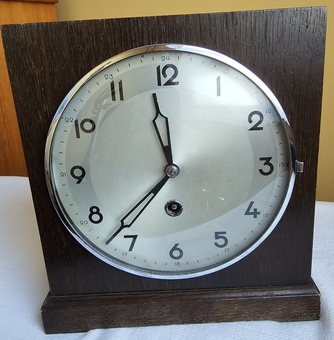 Zegar bufetowy komodowy kominkowy