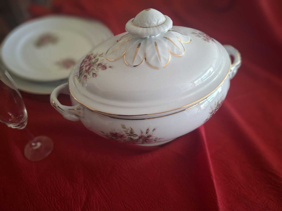 Serviço Jantar Porcelana Real - 42 Peças