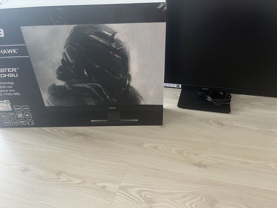 Monitor iiyama Black Hawk