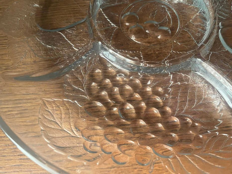Kryształowa patera na przekąski owoce tłoczone  31 cm