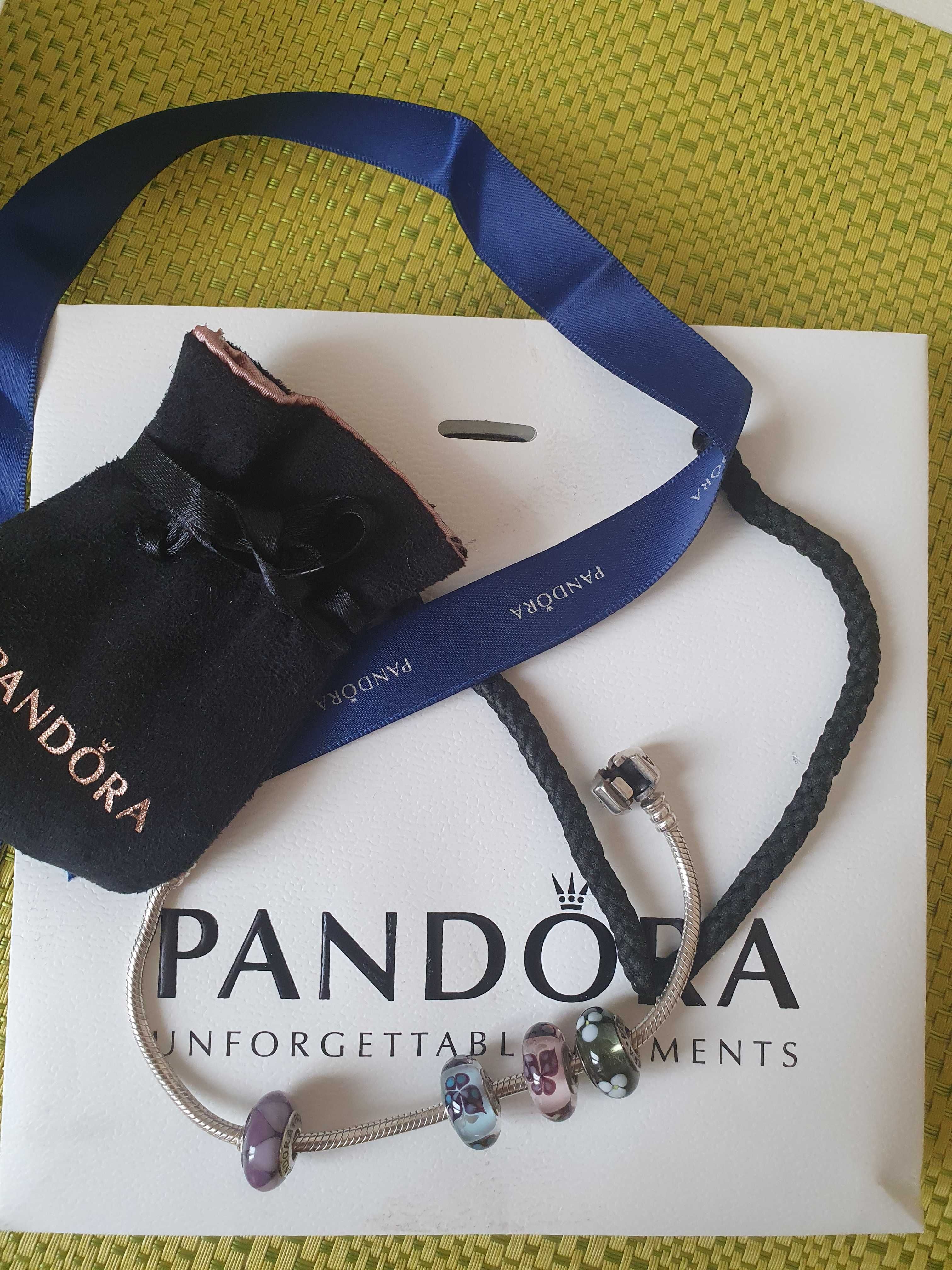 Продам браслет и бусинки Pandora оригинал