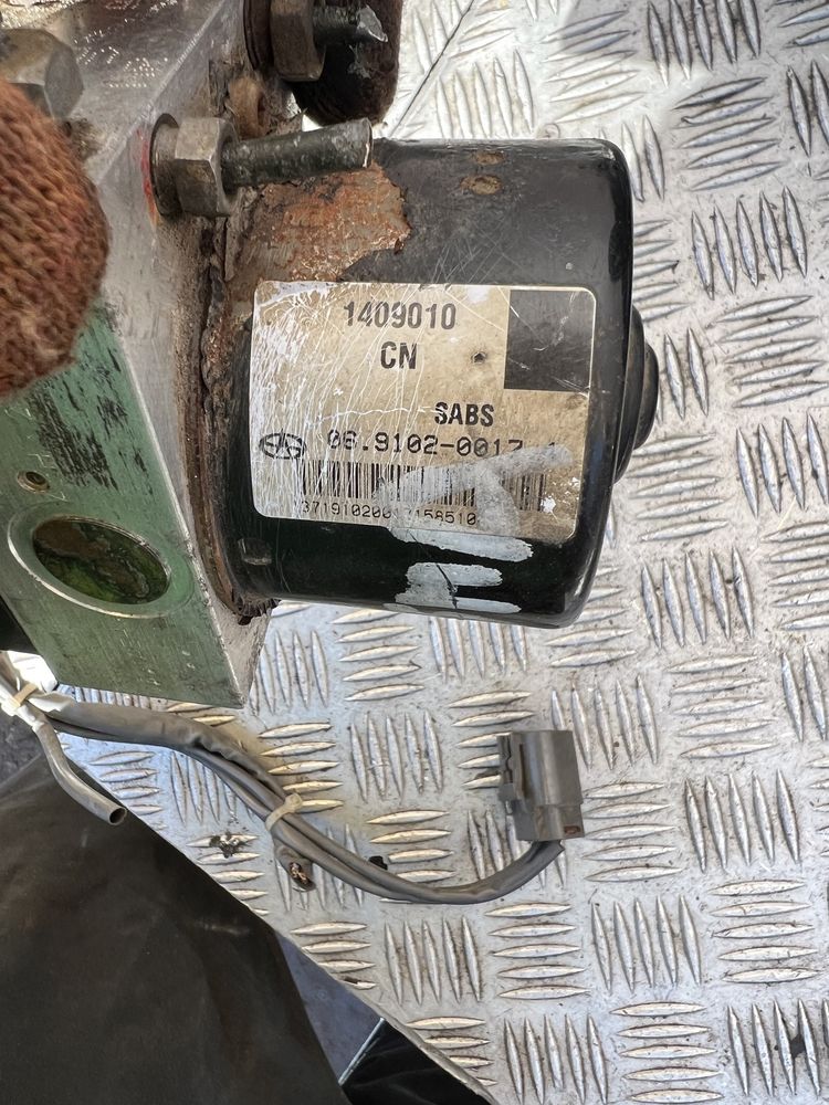 Насос абс  Насос abs coupe 58920-2c600 5wy7417a bh60106900