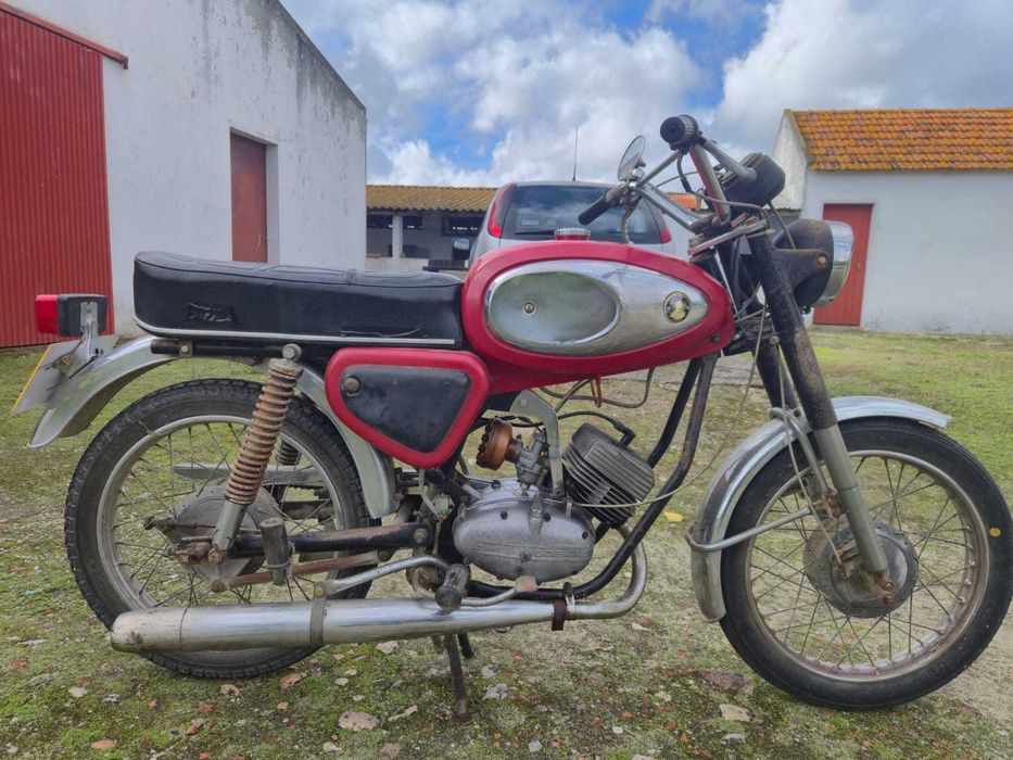 Motorizada Casal M70