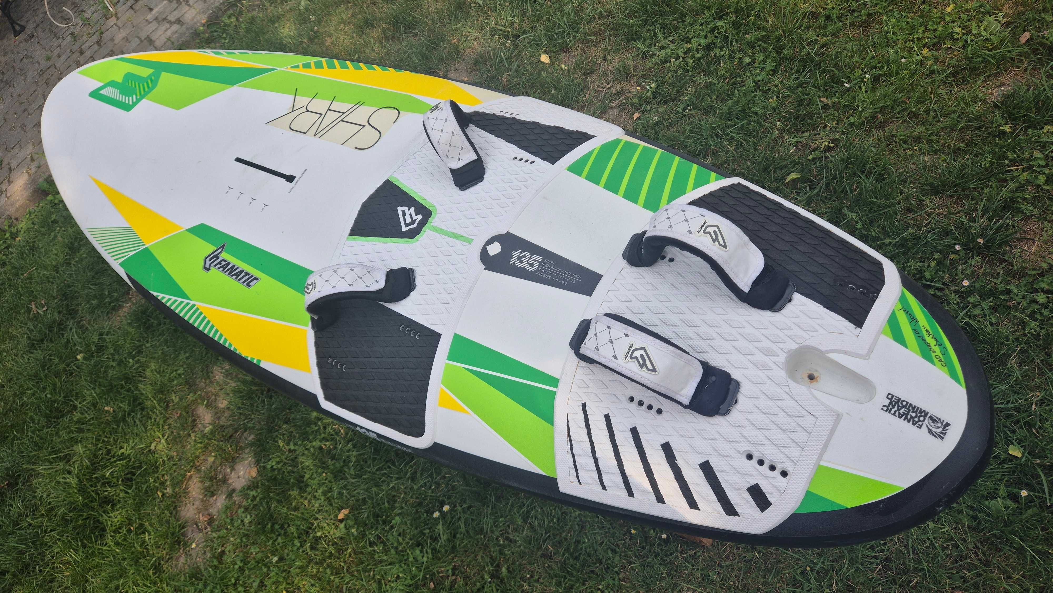 Deska Fanatic Shark 135L HRS Stan idealny strapy i fin