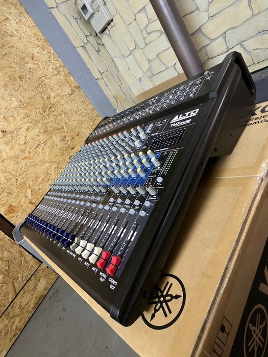 Активний мікшерний пульт Alto 1500W