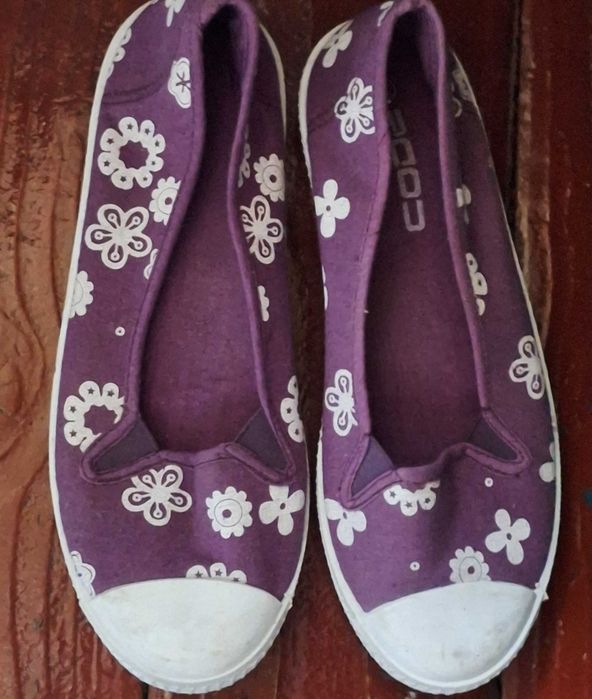 MOCNE Tenisówki CODE roz. 37  Super spód, niezniszczalne