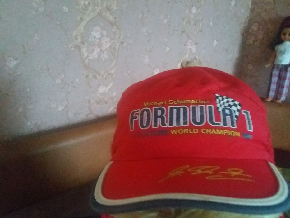 Продам детские шапочки.