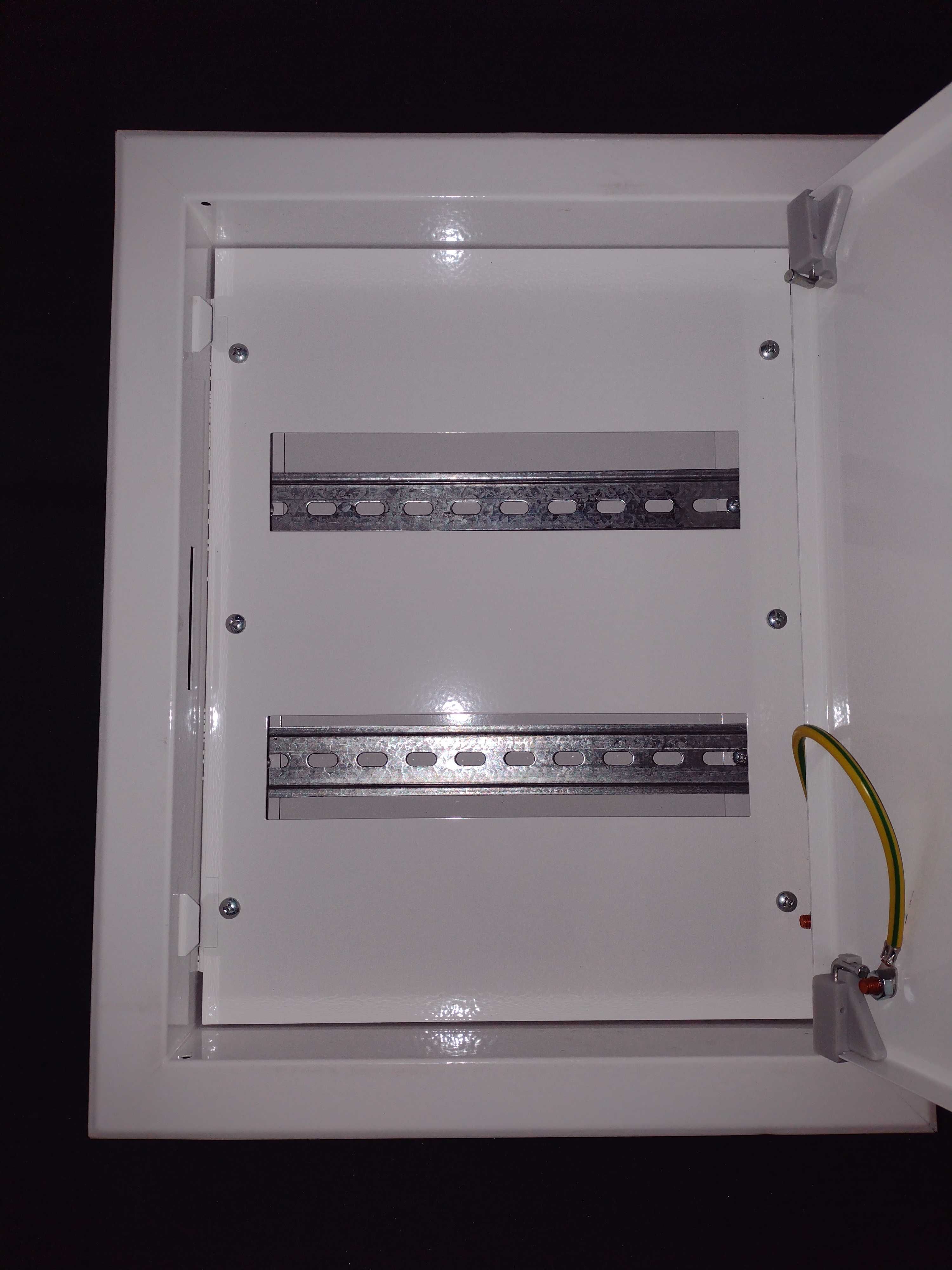 Skrzynka elektryczna metalowa  pod tynkowa RBN 2x12
