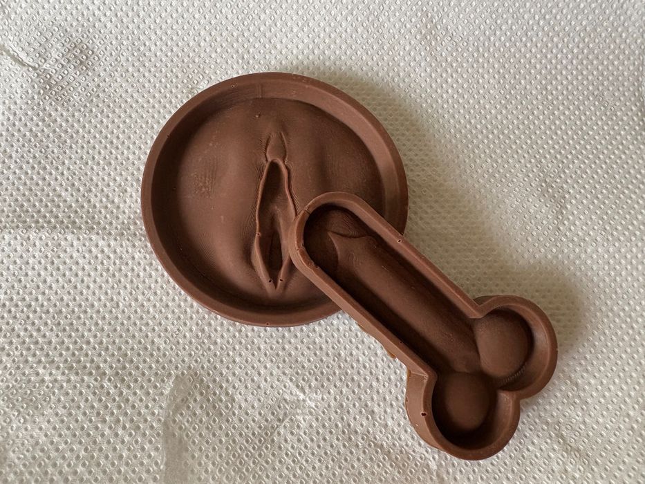 Шоколадна(шоколад) 18+ плитка оригінальної авторської форми