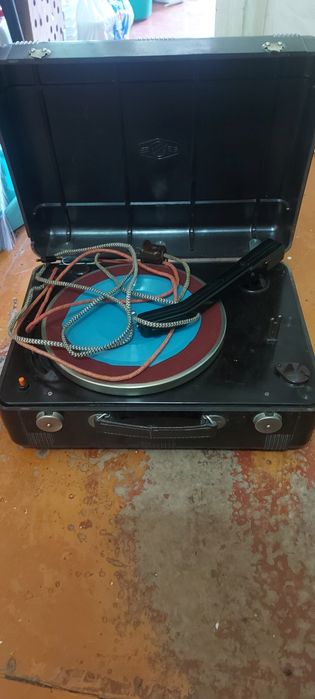 Музыкальный проигрыватель Эльфа