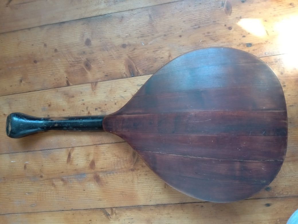 Stara mandolina drewniana