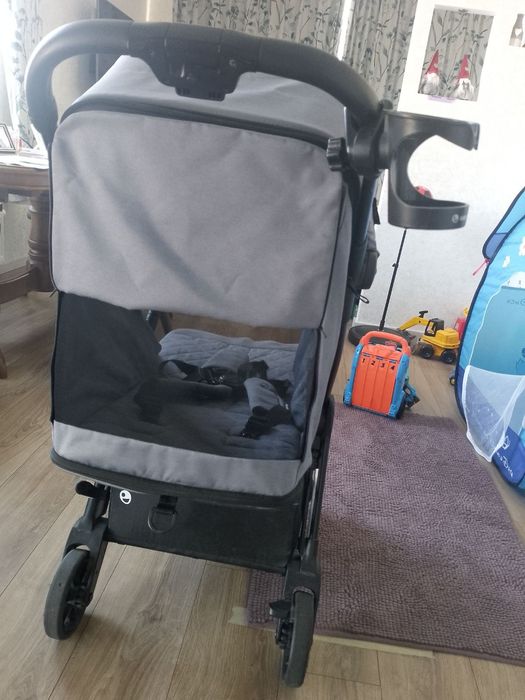 Дитяча прогулянкова коляска Easy walker