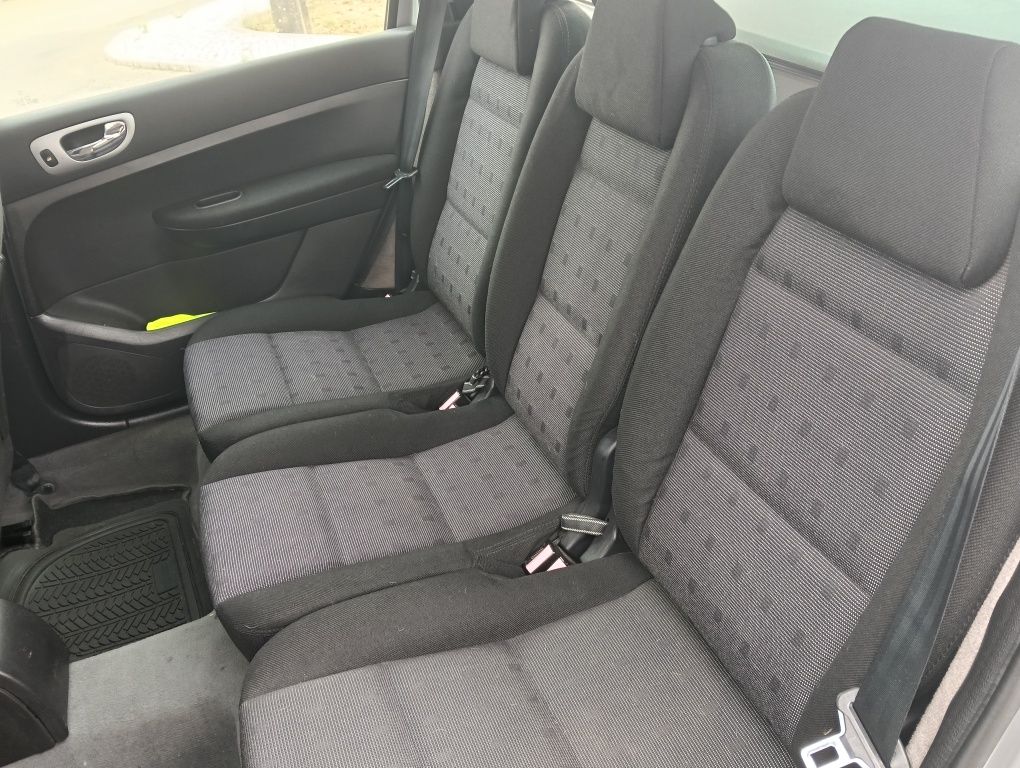 Peugeot 307 - automático - 132000km