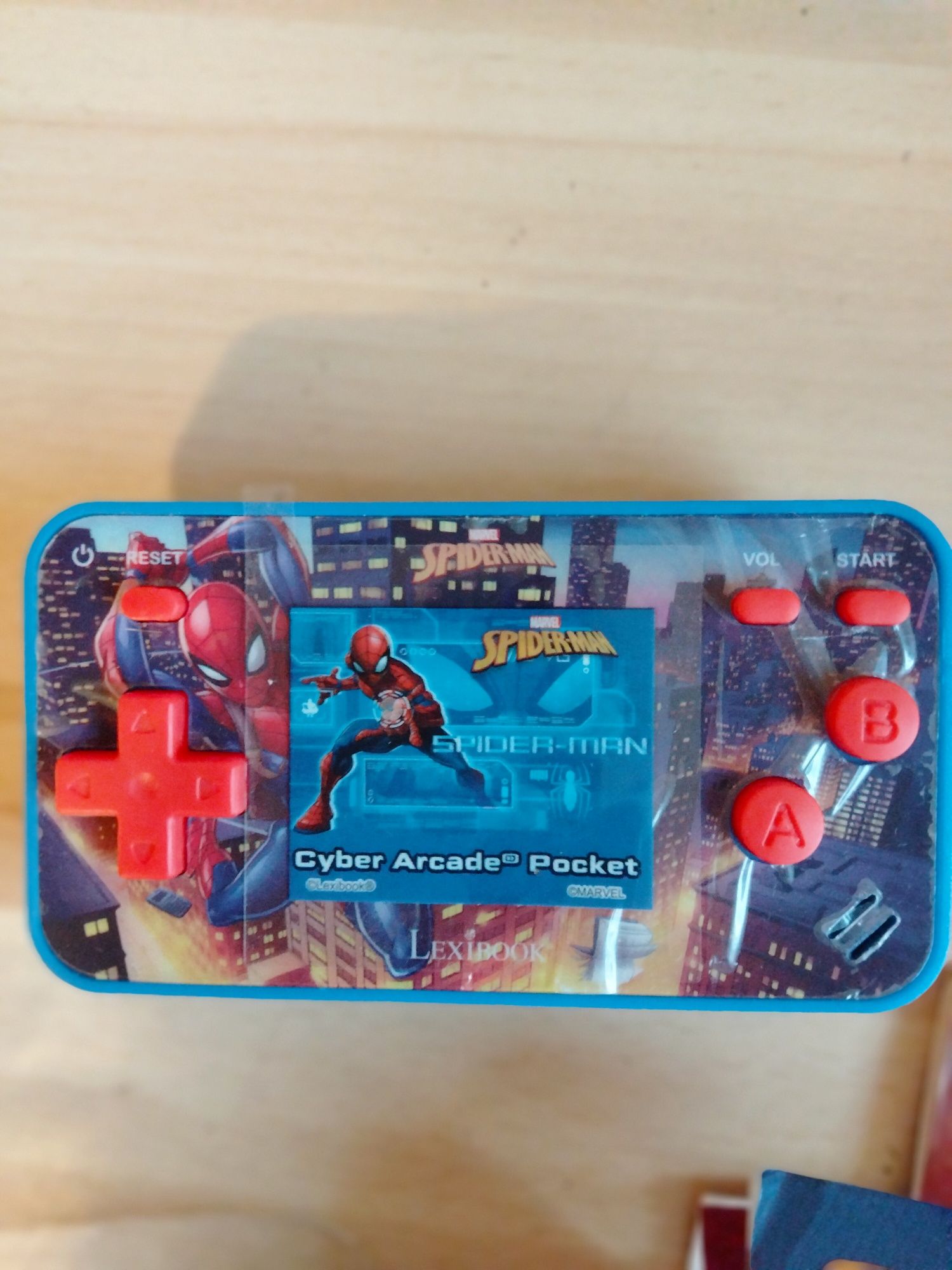 Zabawka konsola przenośna LEXIBOOK Spider Man Cyber Arcade Pocket