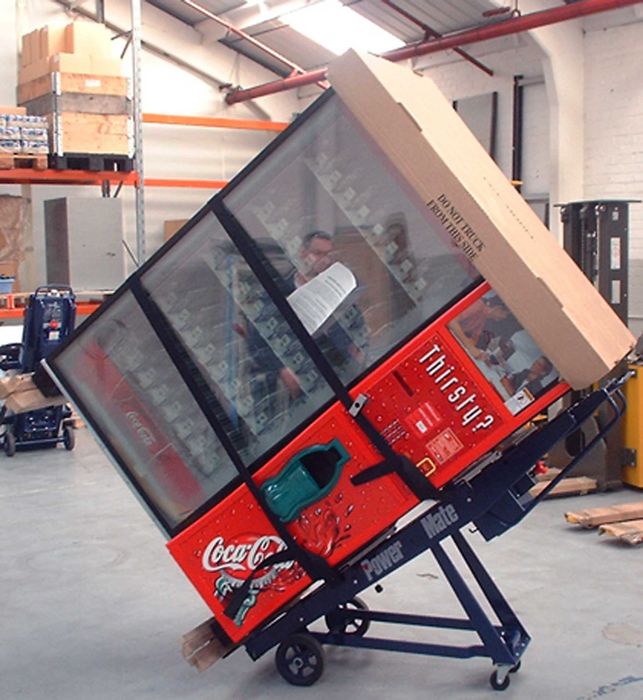 Wynajem schodołaza towarowego 450kg. Wniesienie pieca, sejfu, maszyny