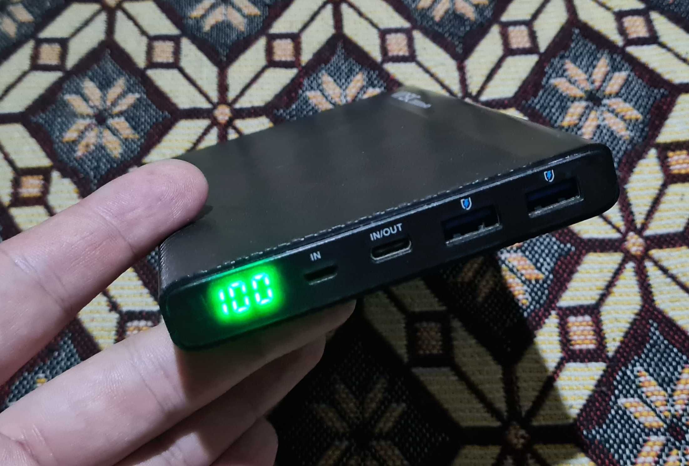 VINSIC Power Bank 20000 mAh