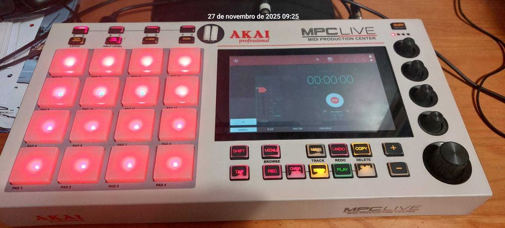 MPC Live 1 Retro