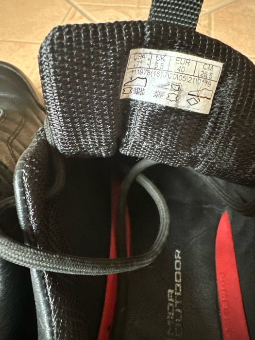 кросівки mida